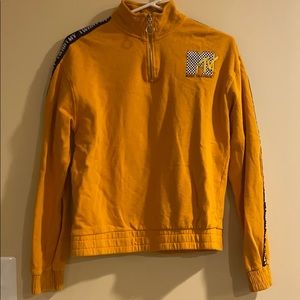 MTV Quarter zip